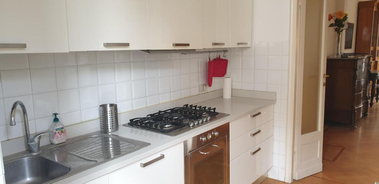 Meta Italy In Tortona Appartement